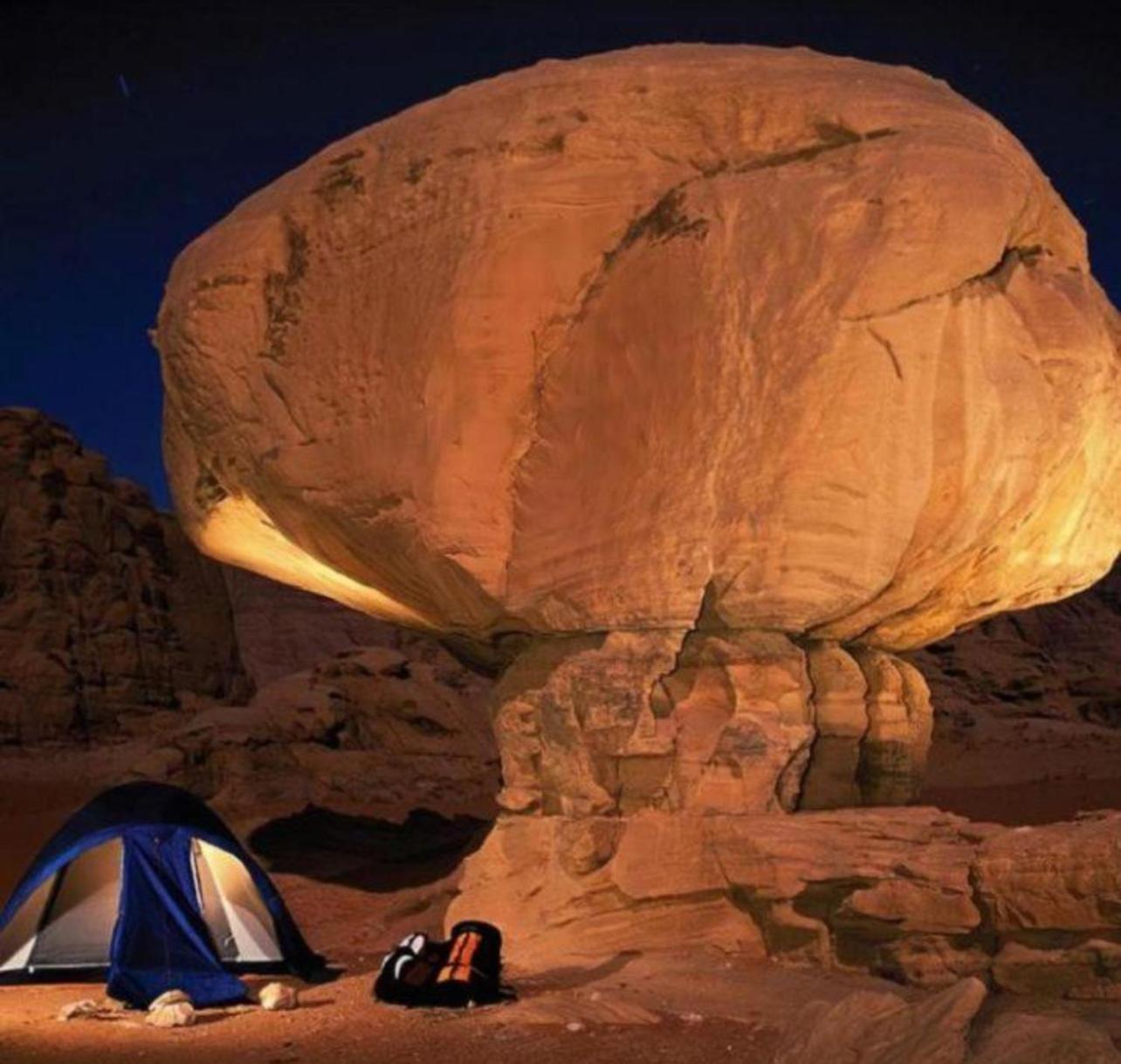 Hotel Bedouin Bunch Camp Wadi Rum Esterno foto