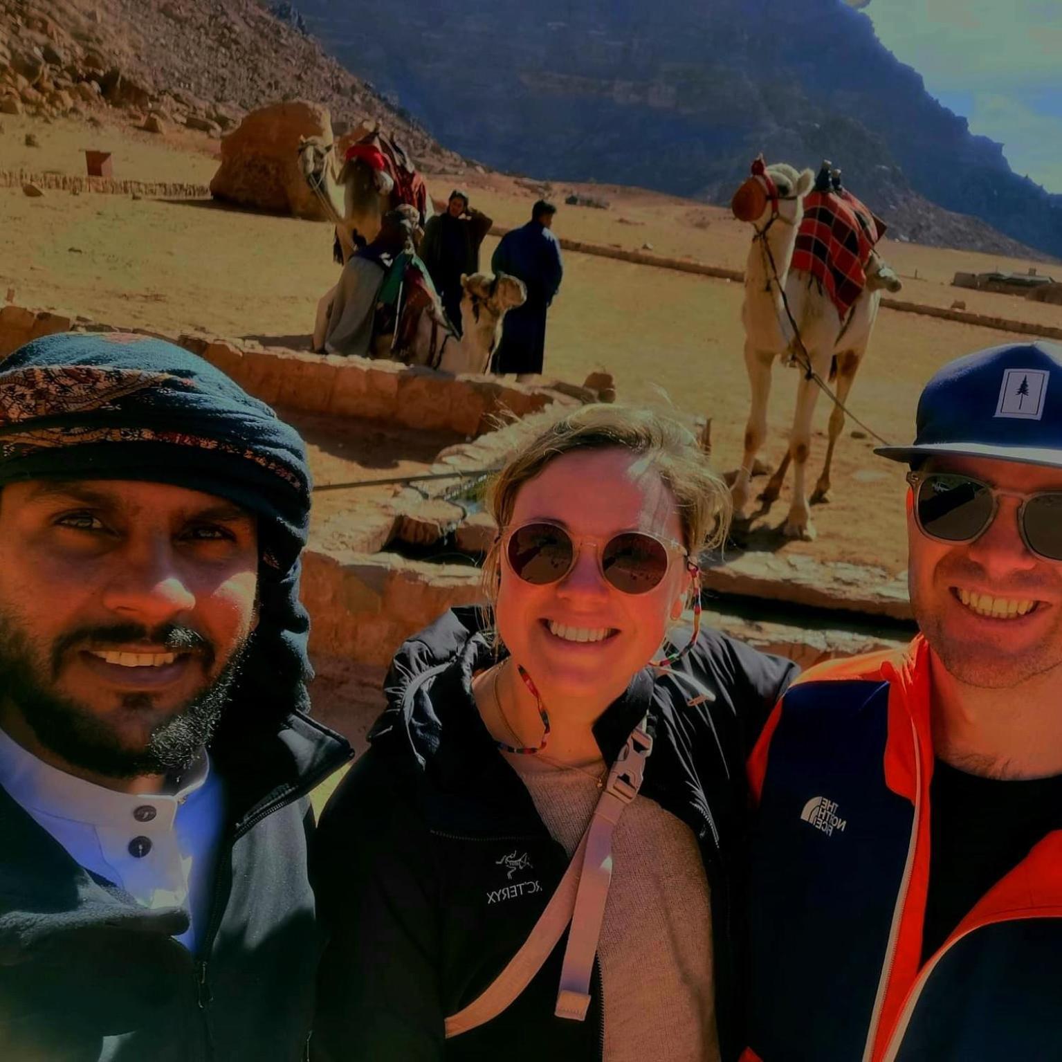Hotel Bedouin Bunch Camp Wadi Rum Esterno foto