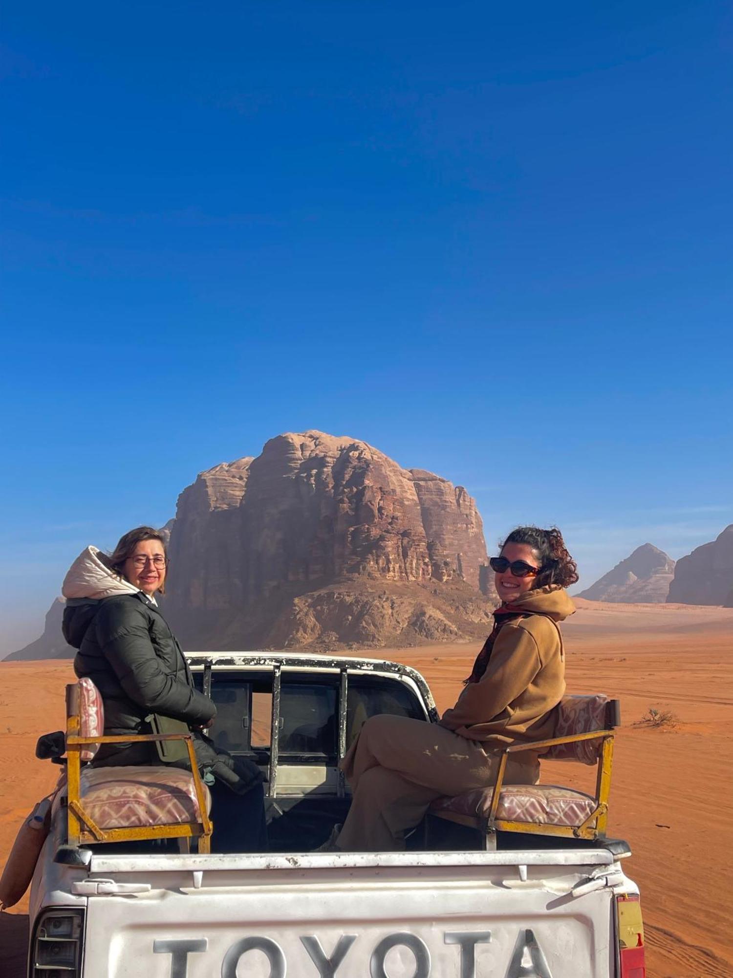 Hotel Bedouin Bunch Camp Wadi Rum Esterno foto