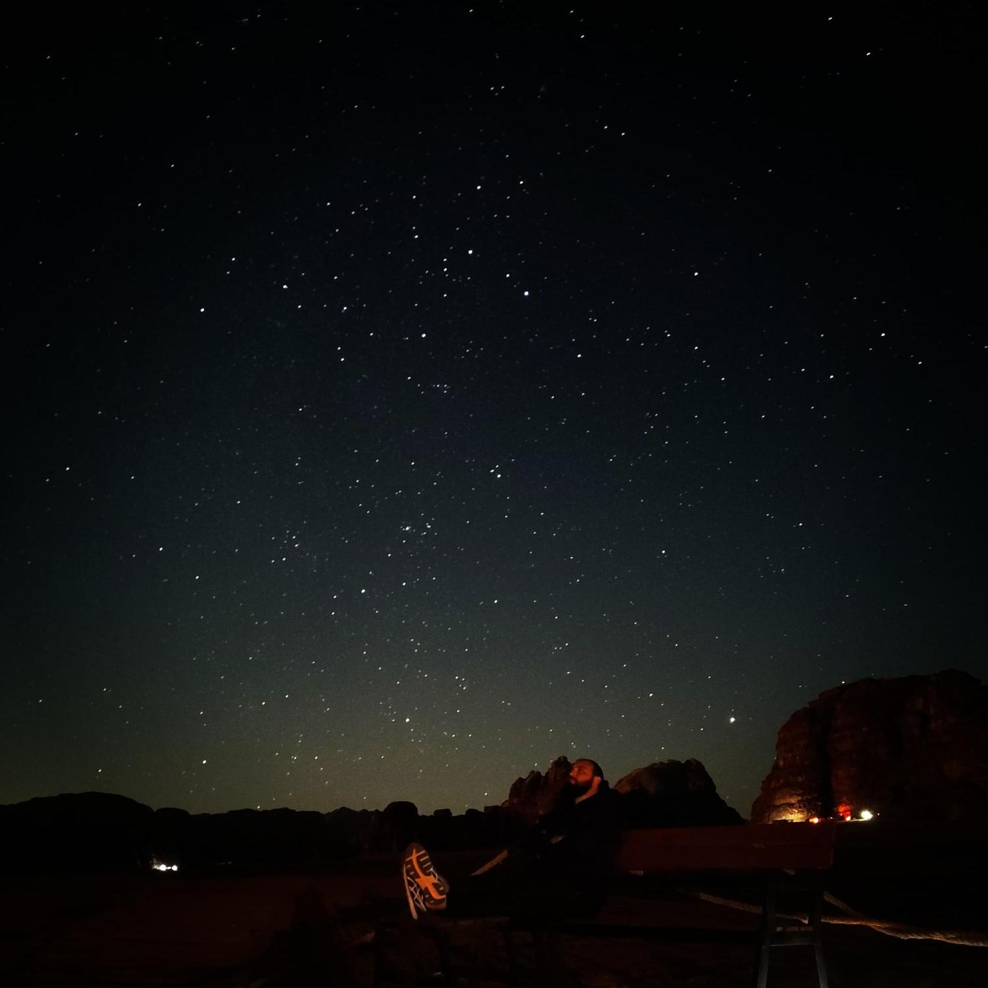 Hotel Bedouin Bunch Camp Wadi Rum Esterno foto