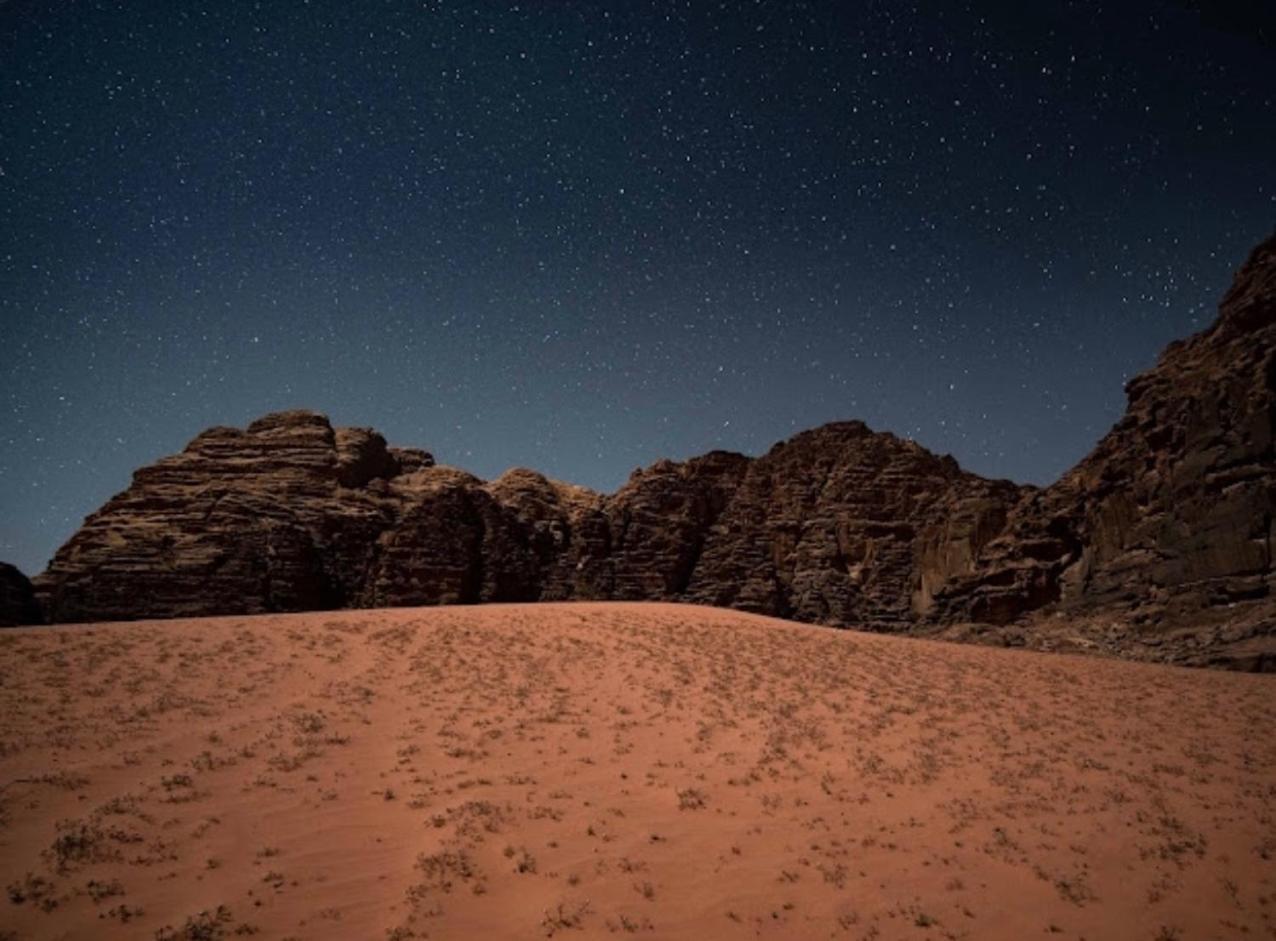 Hotel Bedouin Bunch Camp Wadi Rum Esterno foto