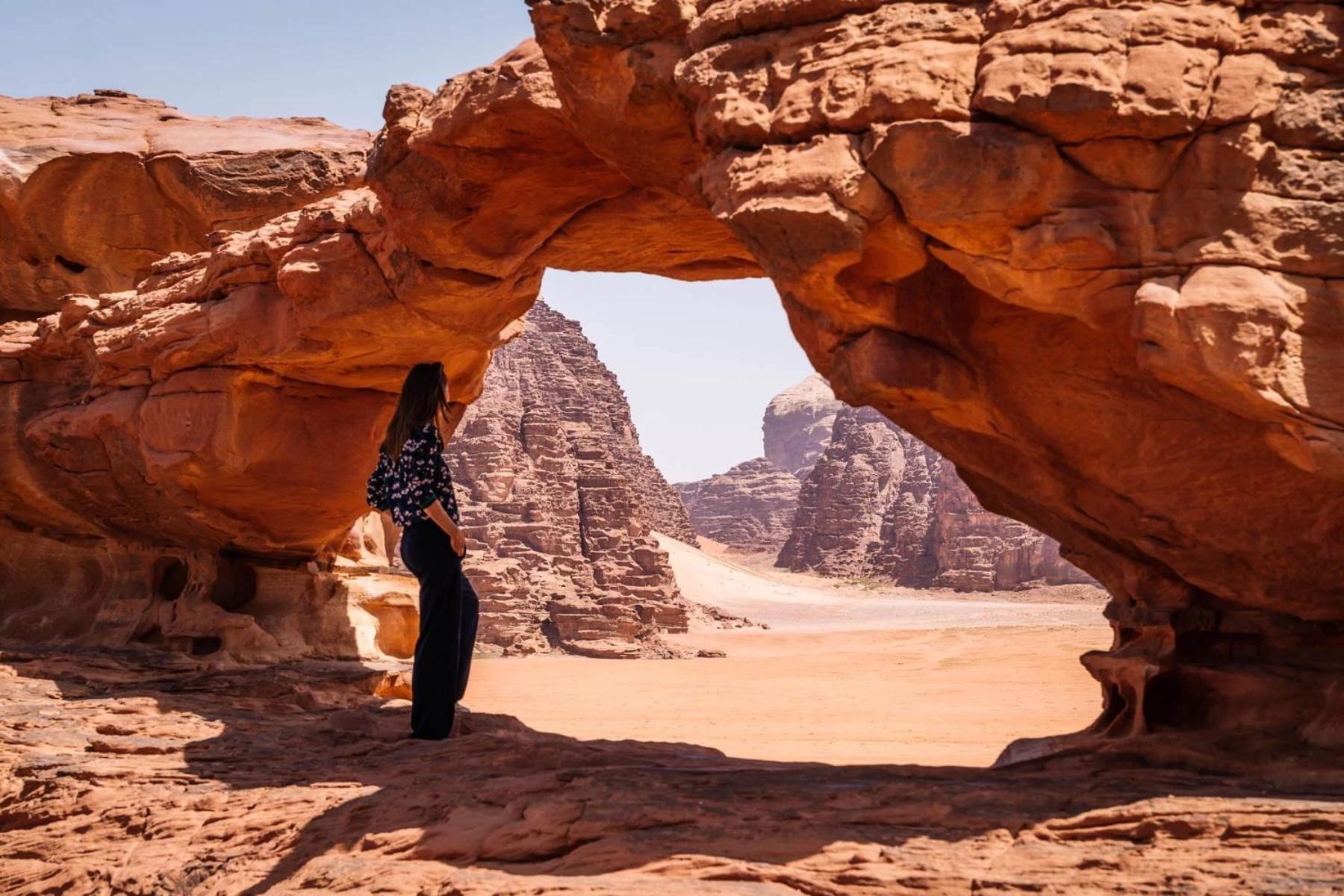 Hotel Bedouin Bunch Camp Wadi Rum Esterno foto