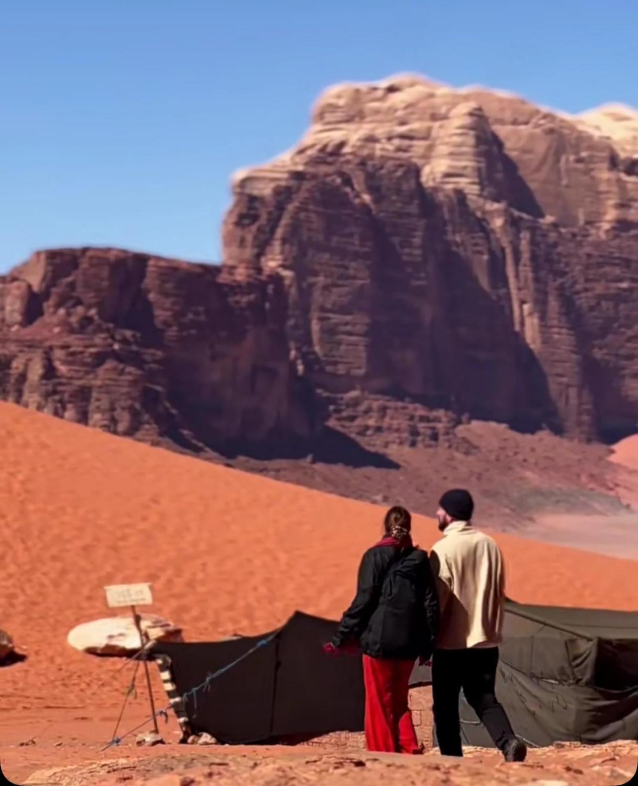 Hotel Bedouin Bunch Camp Wadi Rum Esterno foto